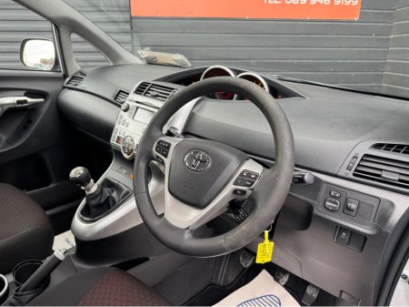 2011 Toyota Corolla Verso 2.0 D-4D LUNA 7 SEATER €5,495 thumbnail