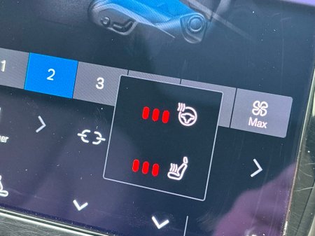 2022 Volvo XC60 B4 AWD MOMENTUM WITH EXTRAS €39,995 thumbnail