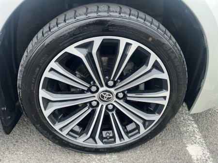 2022 Toyota Corolla HYBRID SOL H/B 4DR AUTO thumbnail