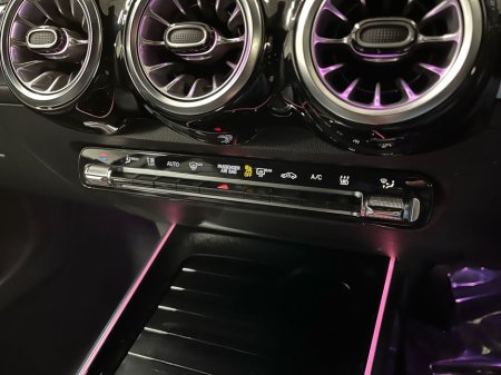 2025 Mercedes-Benz EQB 250+ Sport Executive - Reversing Camera - Ambient Lighting - Sat Nav - Climate Control - Heated Seats - Apple CarPlay/Android Auto thumbnail