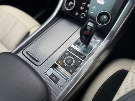 2019 Land Rover Range Rover Sport HSE DYNAMIC P400E €39,990 thumbnail