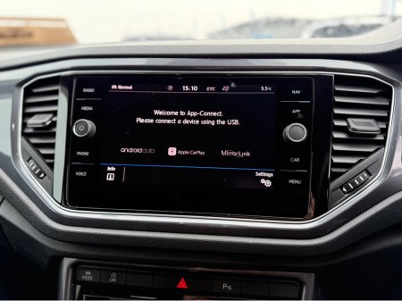 2021 Volkswagen T-Roc R-LINE - 2.0L DIESEL - AUTO - 12M WARRANTY - CAR: 1617 thumbnail