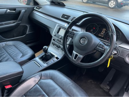 2014 Volkswagen Passat 1.6 TDI EXECUTIVE BLUEMOTION 1 105PS 5DR €6,500 thumbnail