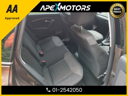 2015 Volkswagen Polo FINANCE ARRANGED * TOP-SPEC  * HIGHLINE * AUTOMATIC * NCT AUG-26 * LOW TAX * STAMPED SERVICE HISTORY * AA APPROVED * 101 SAFETY CHECKLIST * IMMACULATE ( AS NEW ) * COLOUR REVERSE CAMERA €9,949 thumbnail