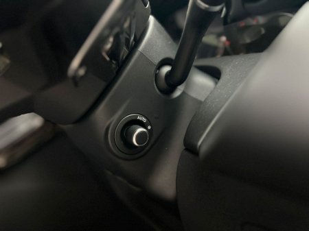 2024 Land Rover Range Rover Velar HSE P400e *PAN ROOF* €65,990 thumbnail