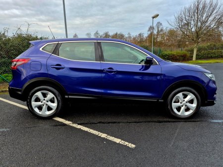 2018 Nissan Qashqai  €9,999 thumbnail