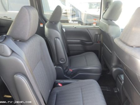 2023 Toyota Voxy  €44,599 thumbnail