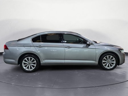 2022 Volkswagen Passat BUSINESS 2.0 TDI MANUAL 6SPEED FWD 150 4DR