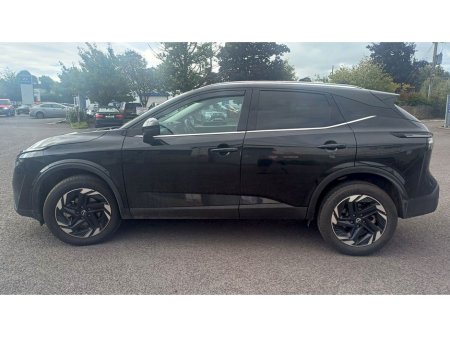 2025 Nissan Qashqai 1.3i M/Hyb SV PREMIUM * LOW KM * €38,450