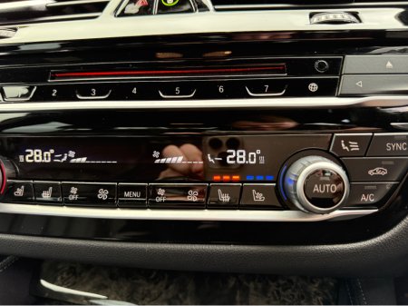 2017 BMW 5 Series 530E M-SPORT - 2.0L PETROL HYBRID - AUTO - 12M WARRANTY - CAR: 1442 thumbnail