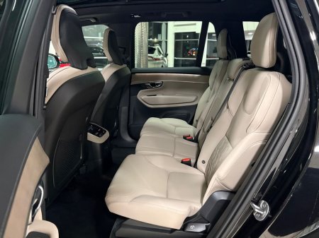 2025 Volvo XC90 T8 PLUS AWD 7-SEATER=BLONDE LEATHER//PAN ROOF//AS NEW=2 YEAR WARRANTY=TAILORED FINANCE PACKAGES INCL PCP AVAILABLE=TRADE IN'S WELCOME €81,995 thumbnail