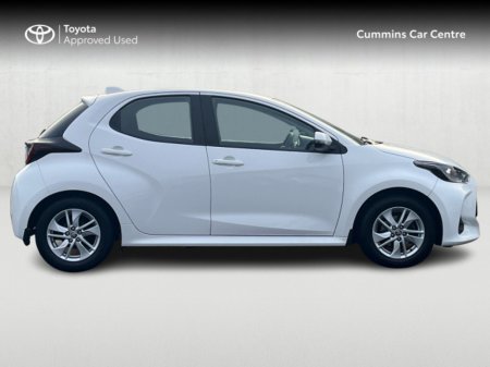 2022 Toyota Yaris YARIS 1.0 LUNA €18,800