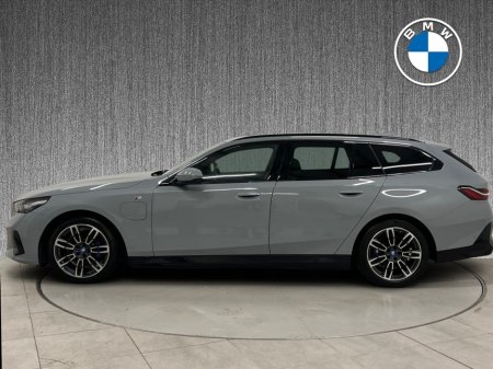 2025 BMW 5 Series 530e PHEV M Sport TOURING €66,995