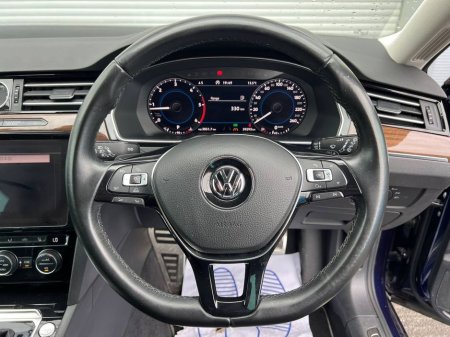 2018 Volkswagen Passat VARIANT HIGHLINE 2.0 TDI * HIGH SPEC * // FULL SERVICE HISTORY // COOLED & HEATED SEATS // ADAPTIVE CRUISE CONTROL €25,900