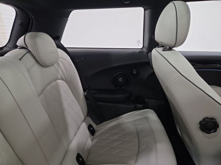 2022 MINI Hatch Electric Level 3 €22,950 thumbnail