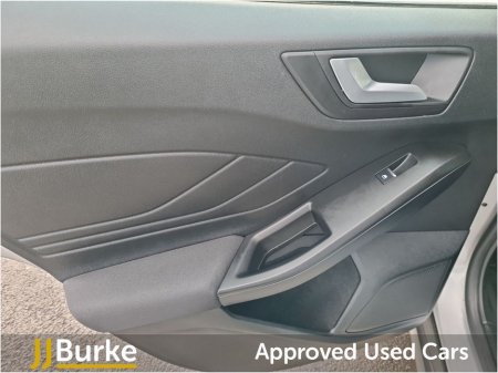 2021 Ford Focus 1.5 TDCi 120PS Zetec €20,950 thumbnail