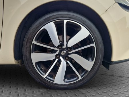 2016 Renault Clio 2016 RENAULT CLIO LUTICIA 1.2 AUTOMATIC €11,495 thumbnail