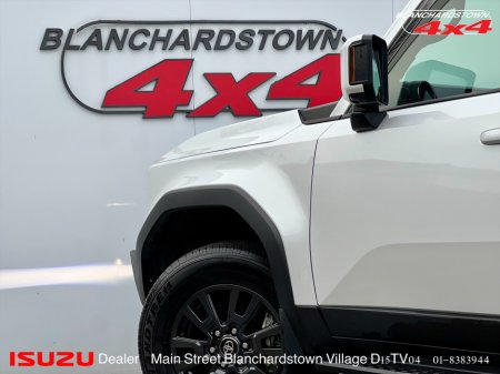 2024 Toyota Landcruiser 242 BUSHIDO 7 SEATER €790 TAX €134,900 thumbnail