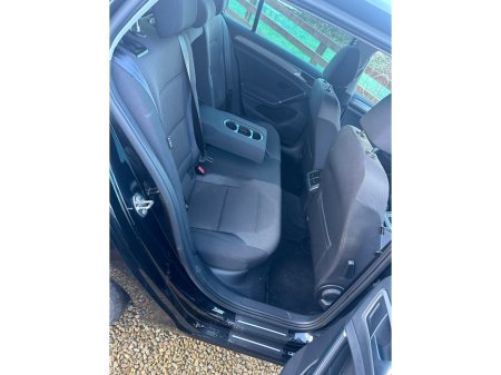 2017 Volkswagen Golf 1.2 5DR AUTO €17,950 thumbnail