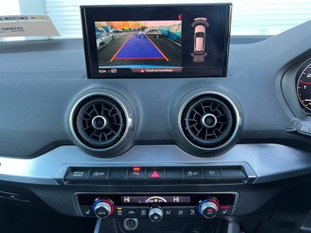 2017 Audi Q2 SPORT 1.0 TFSI // LOW MILEAGE // HEATED SEATS // DIGITAL CLUSTER // APPLE CARPLAY/ANDROID AUTO €18,950 thumbnail