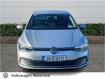 2024 Volkswagen Golf 2.0 TDI 115HP Life €28,975 thumbnail