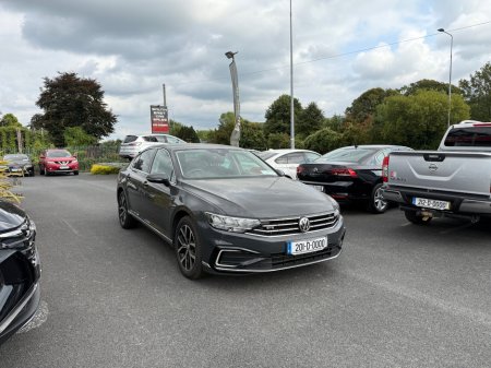 2020 Volkswagen Passat GTE S-A DSG €28,995