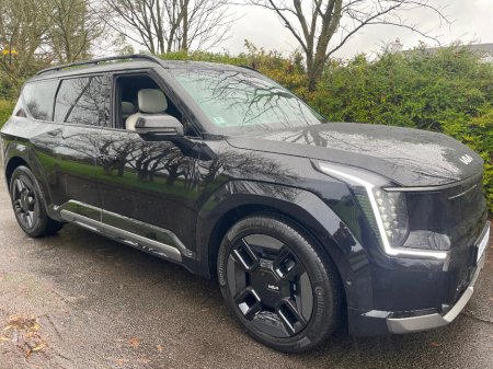 2026 Kia EV9 *Electric GT-Line Range Over 500KM FAST CHARGING 10%-80% IN 24MINS! 99.8 kWh BATTERY-, Leather Upholstery, Panoramic Sunroof, 3 year AA membership, 7 €87,900