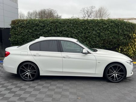2016 BMW 3 Series 320d LUXURY-LINE // SERVICE HISTORY // LEATHER HEATED POWERED SEATS // REVERSE CAMERA €16,950