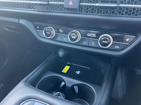 2025 Honda ZR-V ZR-V e:HEV Hybrid ADVANCE €46,950 thumbnail