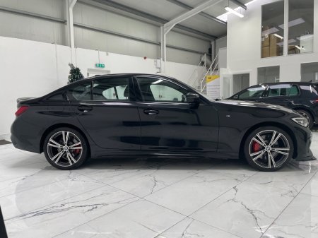 2021 BMW 3 Series  €25,995