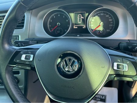 2016 Volkswagen Golf 1.2 TSI 5DR AUTO LOW KMS €13,950 thumbnail