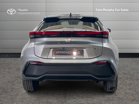 2025 Toyota C-HR C-HR PHEV SOL €40,750