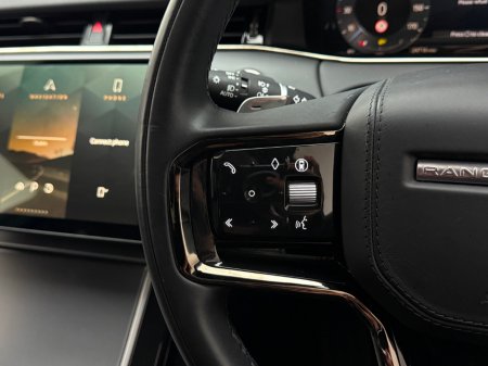 2024 Land Rover Range Rover Evoque HSE DYNAMIC P300E *HUGE SPEC* €52,990 thumbnail