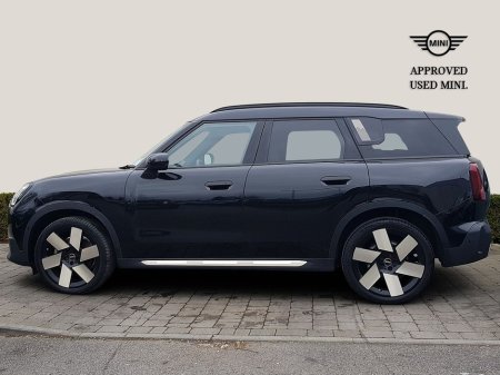 2024 MINI Countryman Exclusive Level 2 €44,995