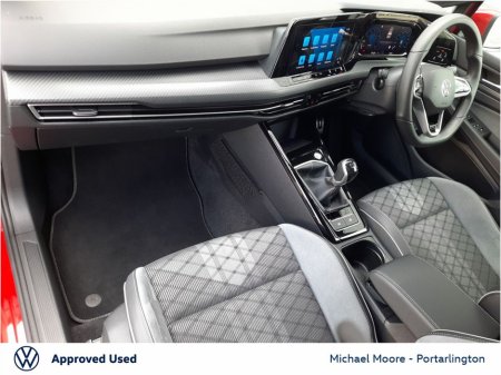 2024 Volkswagen Golf 1.5 TSI 130HP R-Line €33,950