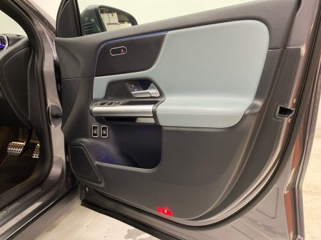 2024 Mercedes-Benz GLA Class GLA 250 e AMG LINE EXECUTIVE | Heated Seats, Reversing Camera, Mirror Package €52,950 thumbnail