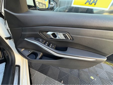 2020 BMW 3 Series 330e M SPORT G20 M Performance 288HP AUTO €23,995 thumbnail