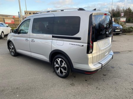 2026 Ford Grand Tourneo Connect Freedom Active €67,000 thumbnail