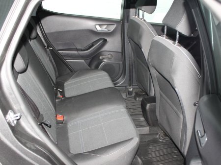 2019 Ford Fiesta 1.10 70PS 5SPD 5DR 4DR €14,999 thumbnail