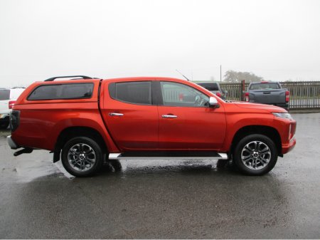 2021 Mitsubishi L200 2.3 DID BARBARIAN €26,829 thumbnail