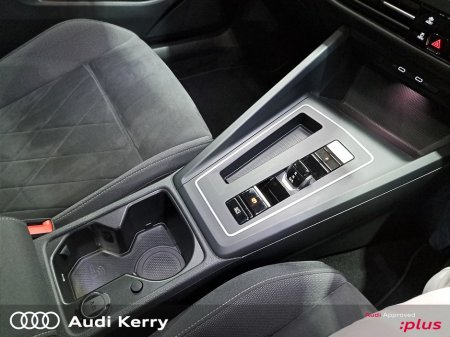 2023 Volkswagen Golf STYLE 1.5 TSI MHEV 130HP AUTOMATIC €31,900 thumbnail