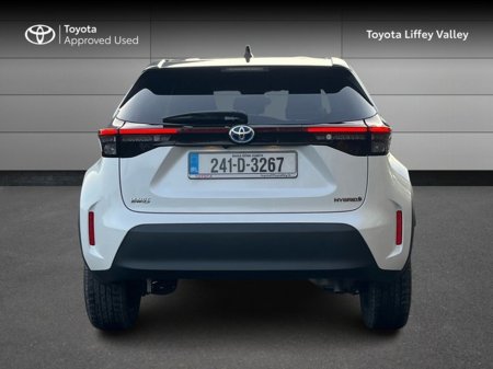 2024 Toyota Yaris Cross YARIS CROSS LUNA SPORT €30,950