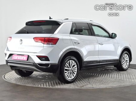 2021 Volkswagen T-Roc 1.0 TSI 110bhp Design thumbnail