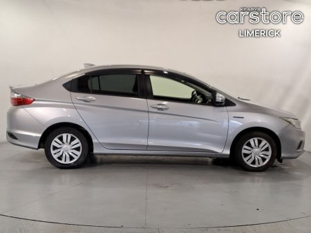 2018 Honda Grace GRACE DAA-GM4 4 DR AUTO €15,880