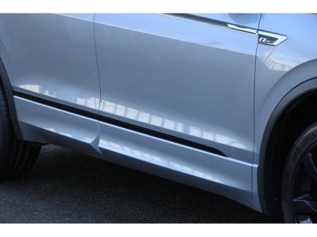 2022 Volkswagen Tiguan Allspace Black Edition R Line * Sunroof * 7 Seats €43,950 thumbnail