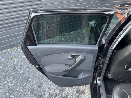 2014 Volkswagen Polo 1.2 TSI AUTO €8,995 thumbnail