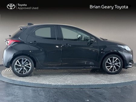 2023 Toyota Yaris Hybrid LunaSport €24,950