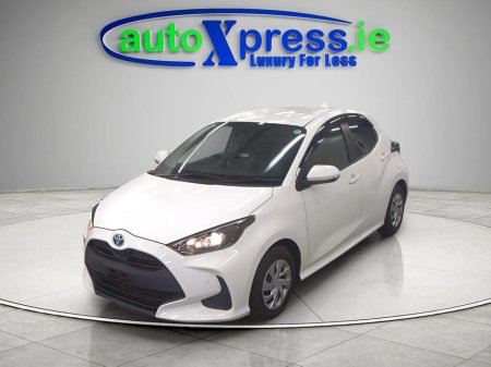 2020 Toyota Yaris 1.5 Hybrid X Automatic, Low mileage €17,995