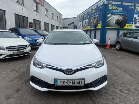 2019 Toyota Auris 1.4 D-4D TERRA 4DR €7,490