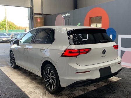 2023 Volkswagen Golf €32950 2023 GOLF 2.0 TDI AUTOMATIC / 3k KMs /  Automatic / Heated Seats & Steering Wheel €32,950